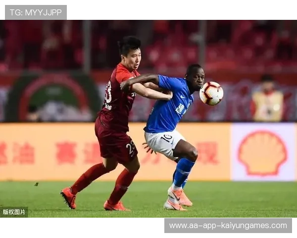 球员与俱乐部达成续约 合同期包含发展条款,球员续约有签字费吗